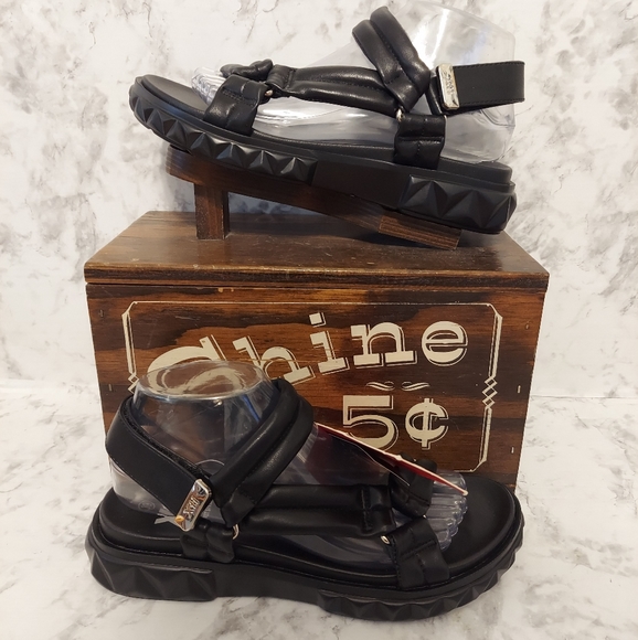 XTI | Shoes | Brand New With Tags Xti Urban Brand Vegan Sandals | Poshmark
